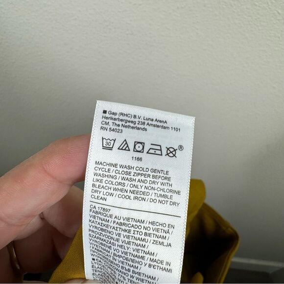 NWT Athleta Eastbound Straight Pants Brass Yellow Activewear 6 Petite 988039 - Picture 8 of 11